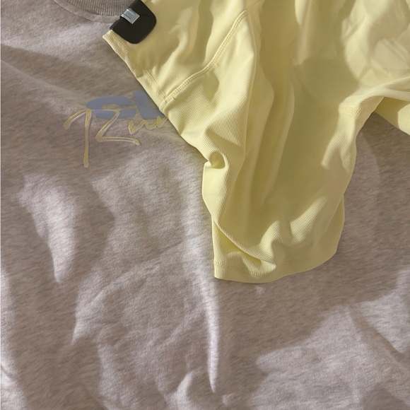 Willo Women's Yellow Bike Shorts And Crew Sweat Set - Picture 6 of 6